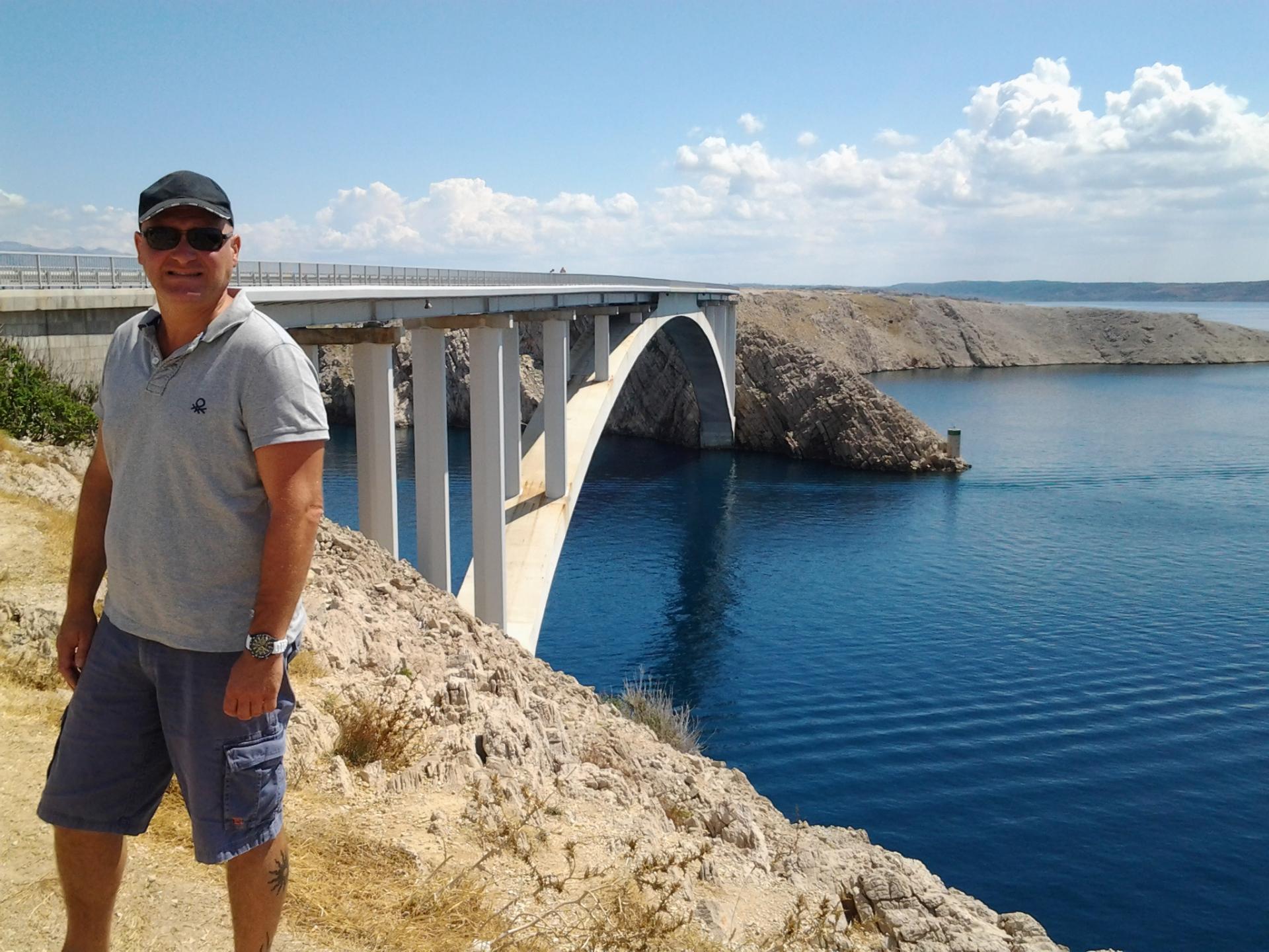 L'ouvrage reliant l'ile au continent vers ZADAR